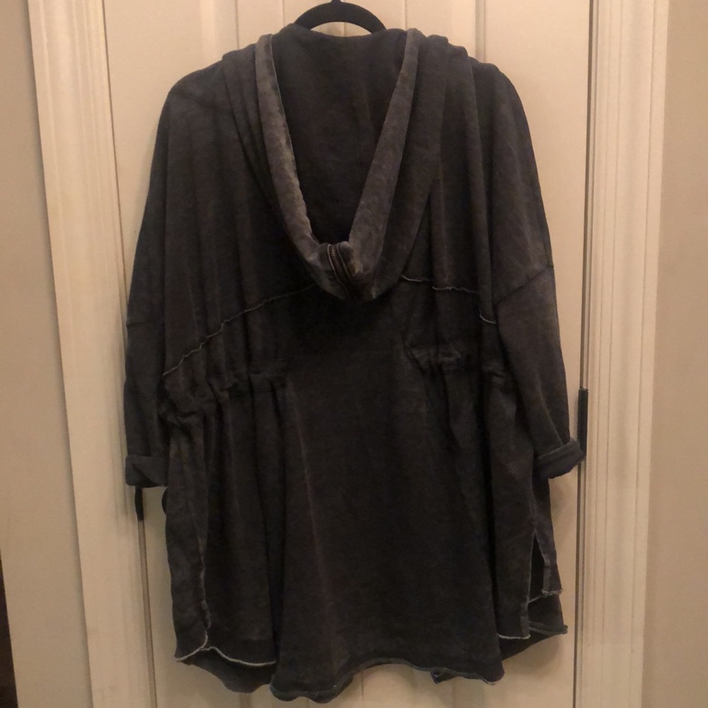 Free People - Picture 11 of 11